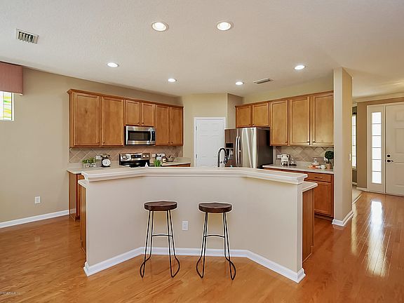 5th image of 13739 Victoria Lakes Dr