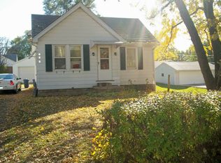344 Carola St, Creve Coeur, IL