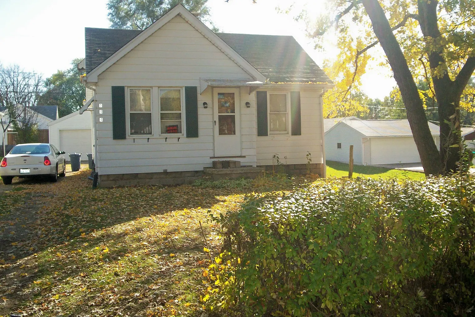 344 Carola St photo 1
