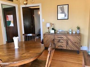 1921 W Berteau Ave APT 2C, Chicago, IL 60613