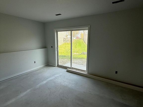 4th image of 1106 Prairie Ridge Ln