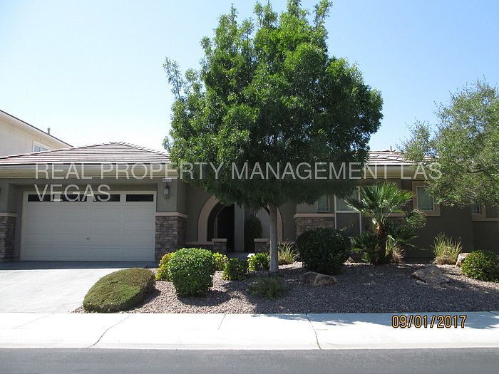 1st image of 8555 Killians Greens Dr