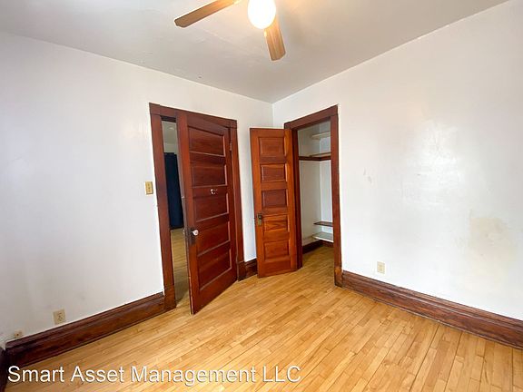 4th image of 3660 E Squire Ave #3