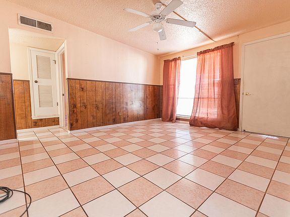 2nd image of 9032 Geranium Dr