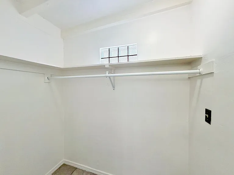 LosAltos2614 — Photo 8
