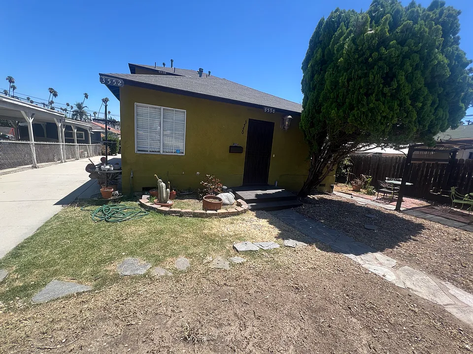 3550 Locke Ave