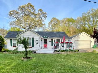 1803 S 15th St, Niles, MI 49120