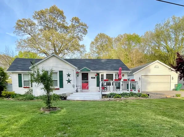 1803 S 15th St, Niles, MI 49120