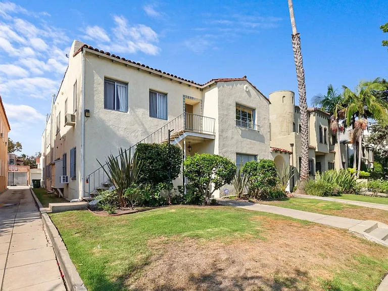 6282 Commodore Sloat Dr #6 — Photo 12
