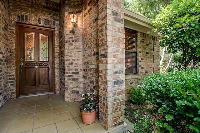 1st image of 3206 Hyde Park Ct