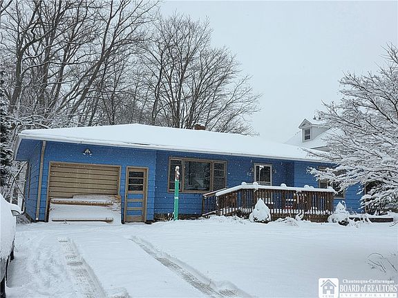 2nd image of 62 Seymour St