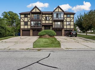 502 Front St #3, De Pere, WI 54115