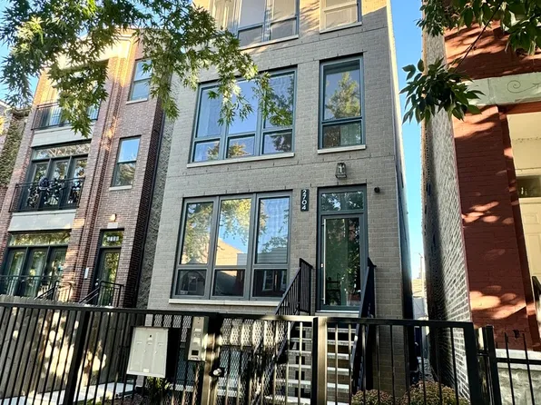 2704 W Thomas St #2, Chicago, IL 60622