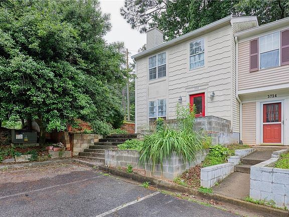 2nd image of 3722 Jamestown Ct