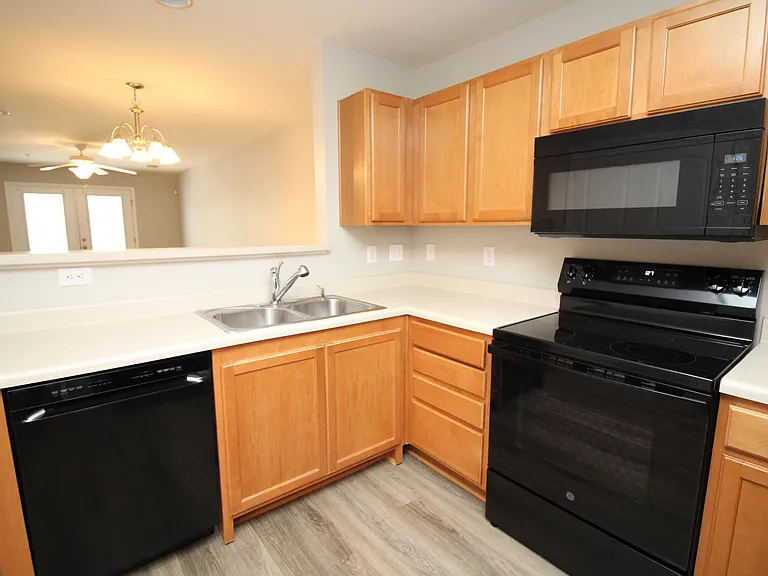 7100 W Friendly Ave #111 — Photo 2