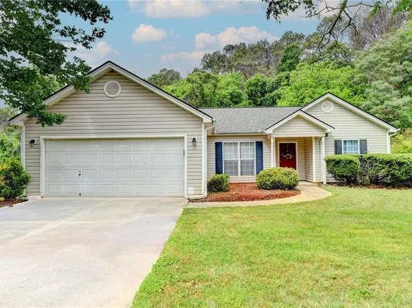 601 Bowling Ln, Winder, GA 30680