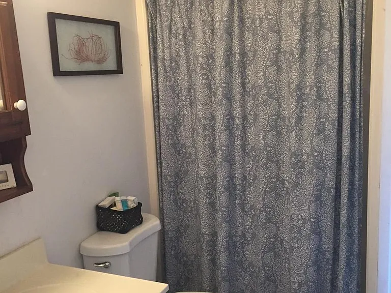 1749 Volvo Pkwy — Photo 15