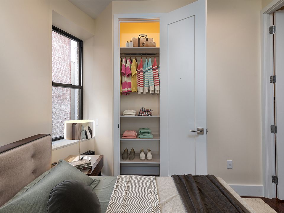 1st image of 921 Washington Ave #612