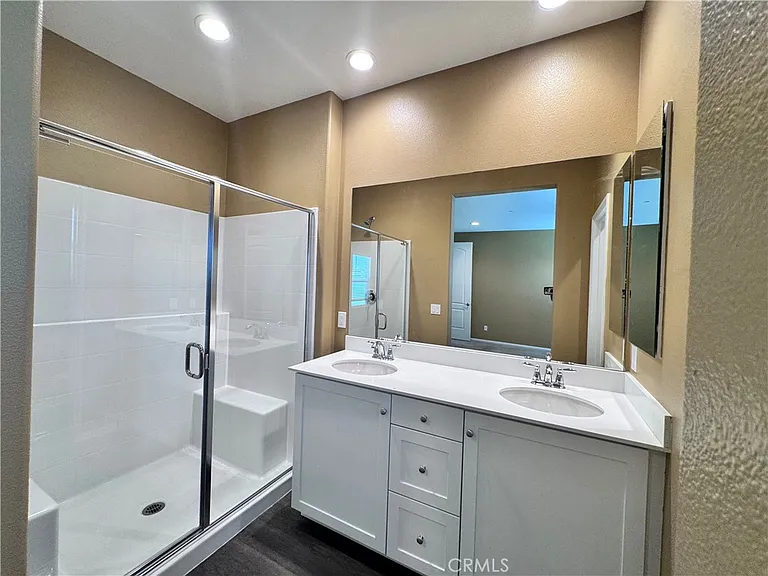 35282 Price St — Photo 9