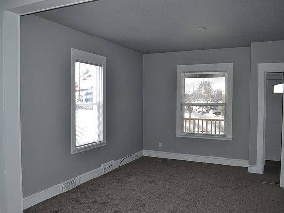 4th image of 1235 Huron Ave #1