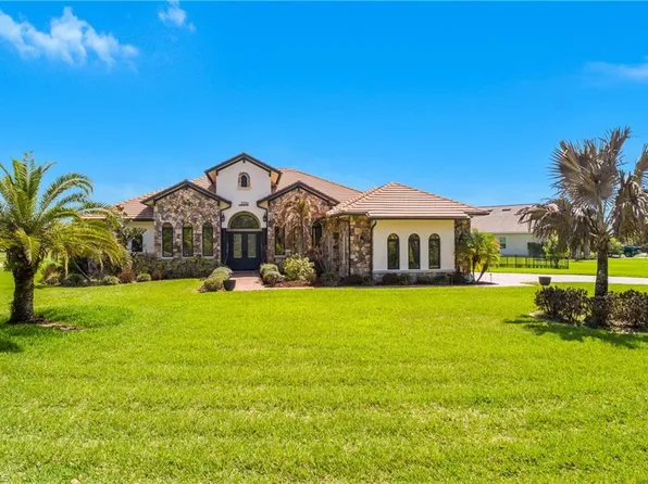 17210 Serengeti CIR, ALVA, FL 33920