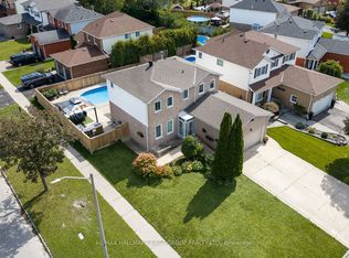 1 Audrey Ct, Clarington, ON L1E2B3