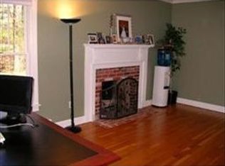 17 Debbie Dr, Pelham, NH 03076