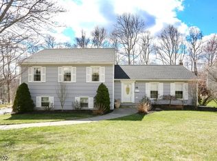 78 Crestwood Rd, Rockaway, NJ 07866