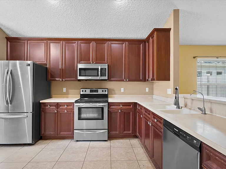 3664 Shrewsbury Dr — Photo 5