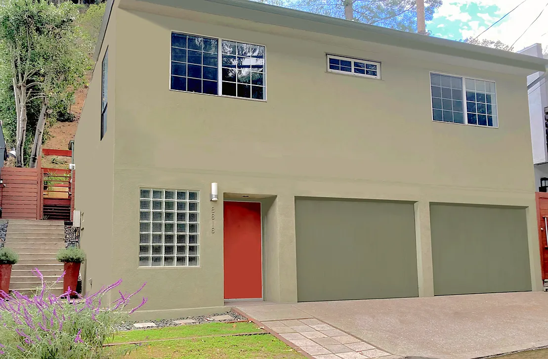 Front Street View 2 Garages. - 8616 Wonderland Ave