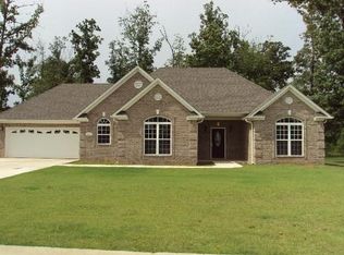 1511 Allison Cir, New Albany, MS 38652