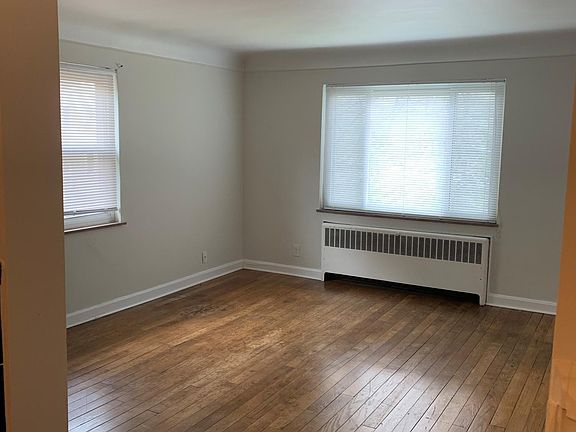 2nd image of 4165 Glenway Ave #4