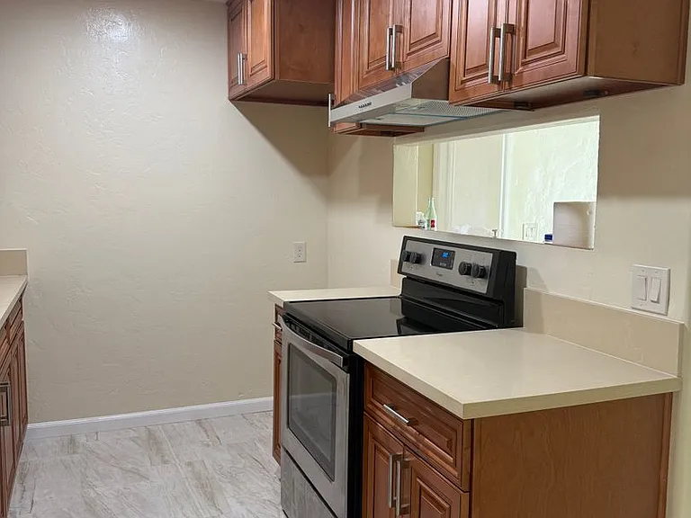 7632 Crescent Ave — Photo 6