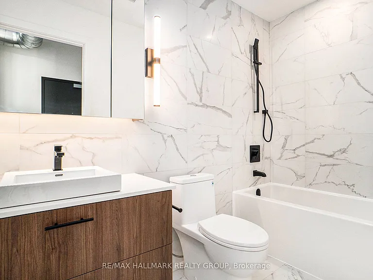 10 James St #11 — Photo 10