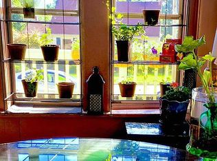 8 Coolidge Rd, Milford, MA 01757