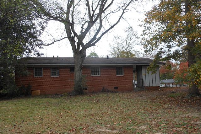 2nd image of 4403 Ashland Dr #0-