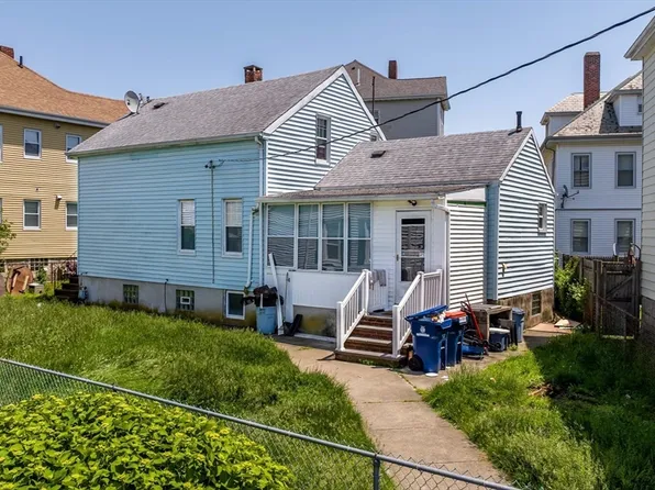 150 Fair St, New Bedford, MA 02740