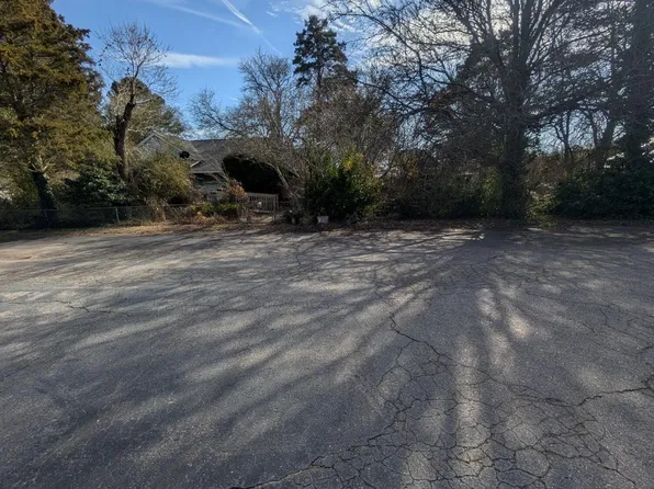 4053 Little Creek Church Rd, Clayton, NC 27520