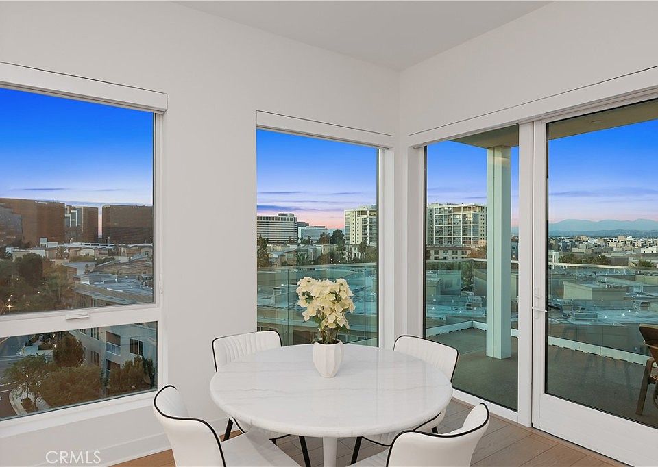 1st image of 3700 Rivington