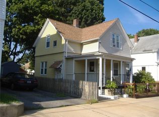 73 Rutherglen Ave, Providence, RI 02907