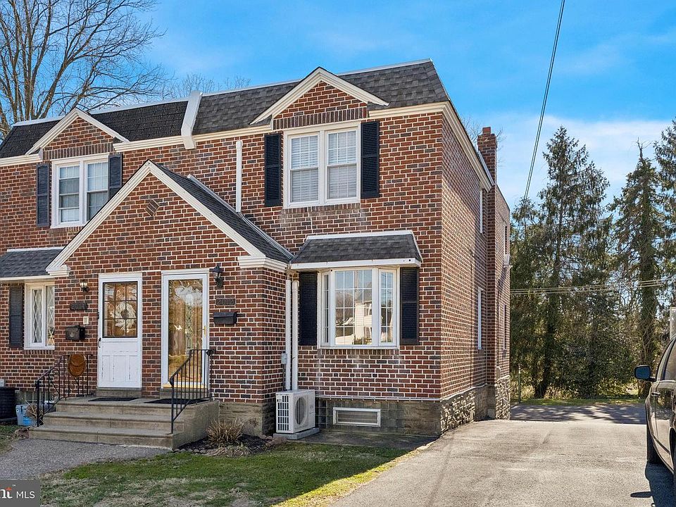 1st image of 2012 Murray St