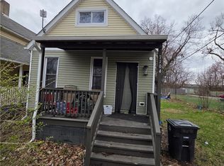 7104 Colfax Rd, Cleveland, OH 44104