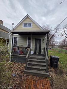 7104 Colfax Rd, Cleveland, OH, 44104