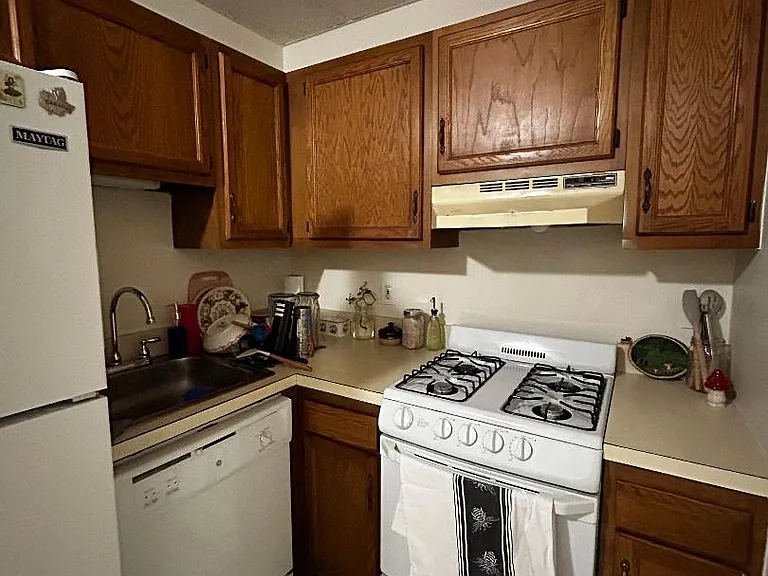 715 Black Rock Tpke #GF — Photo 2