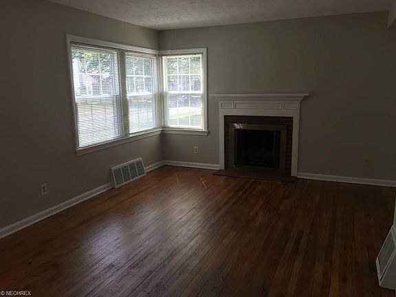 3rd image of 2332 14th St