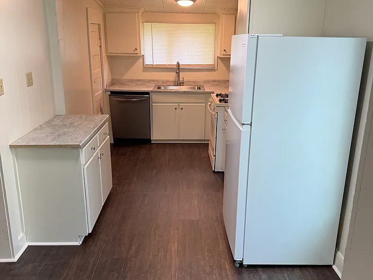 1104 Tech Farm Rd — Photo 2
