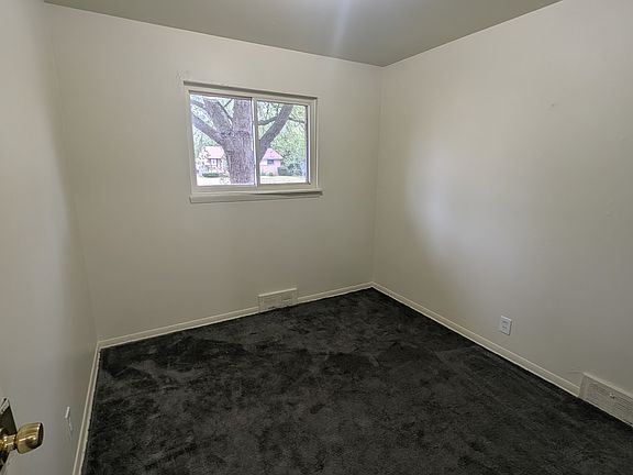4th image of 6134 Detroit St