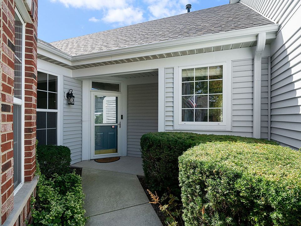 1st image of 21060 W Braxton Ln