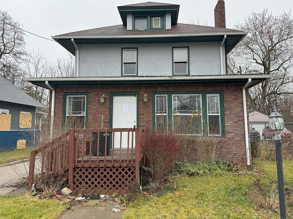 1st image of 188 Hubbard St