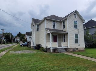 302 W Main St #2, Grove City, PA 16127